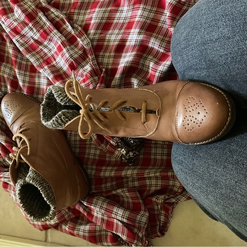 VINTAGE Esprit De Corp. Tan/Brown Leather Ankle Booties With Sock Size 9